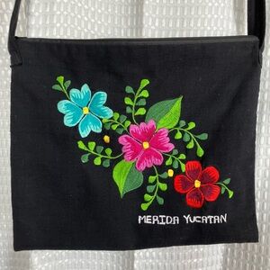 Handmade Embroidered Crossbody Bag Mérida Yucatán Mexican Floral Boho Artisan